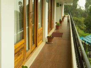 Mount N Mist Hotel Naini Tāl Exterior foto